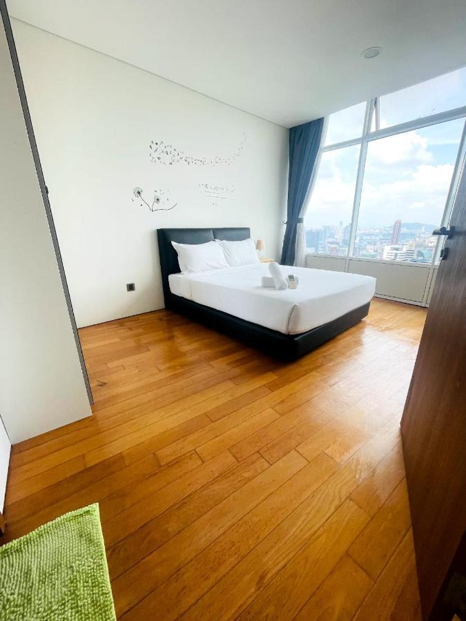 Vortex Suites Klcc By Neptune Kuala Lumpur Esterno foto